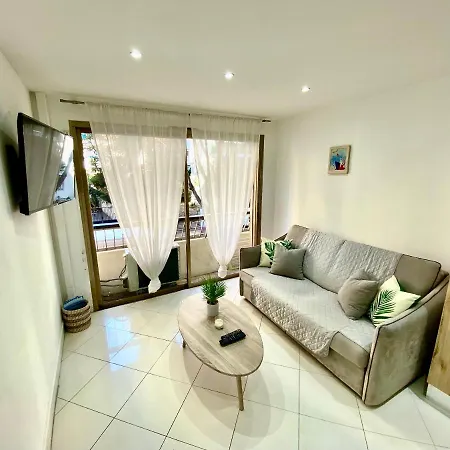 Rue Lacour By Scls Locations Cannes